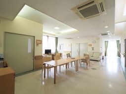 明るい共用スペース