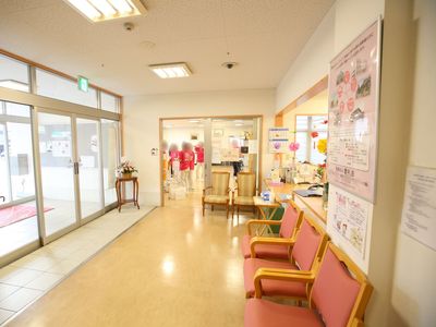 明るいエントランスホール