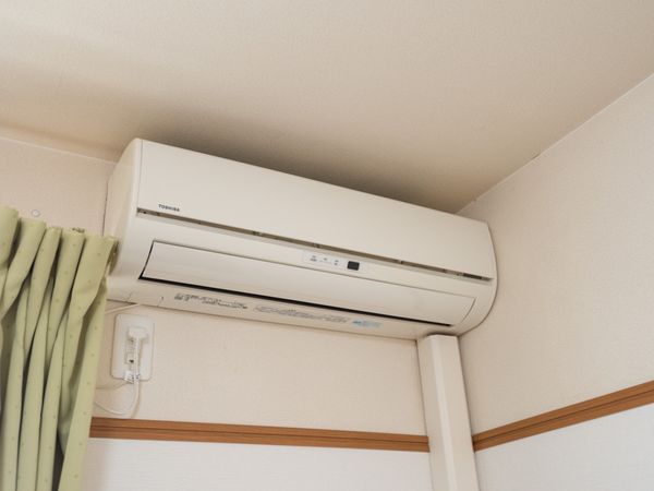 エアコンが設置された部屋