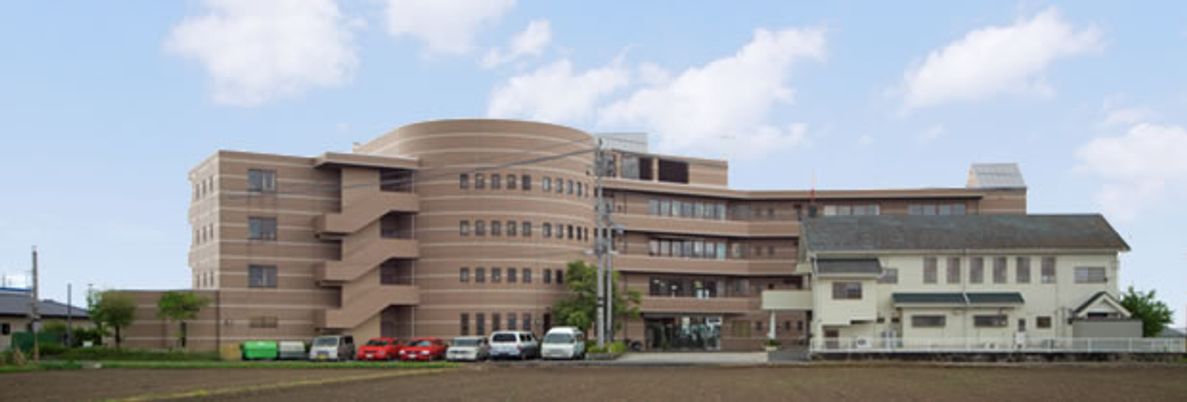 広々とした建物外観
