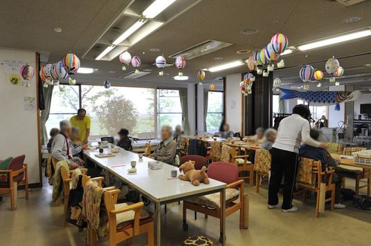 和やかなラウンジ