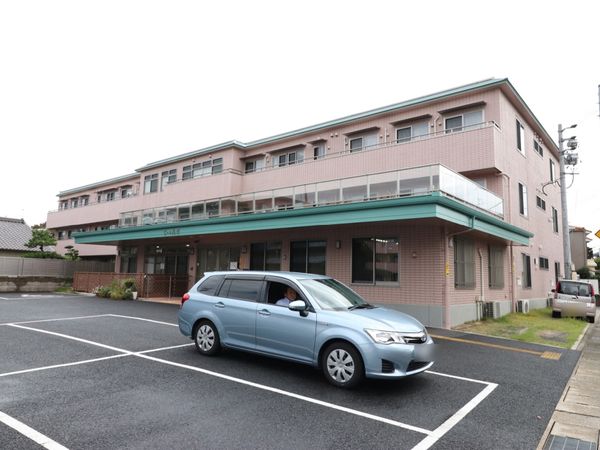 清潔感のある建物外観