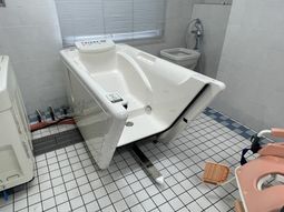 機能的な浴室