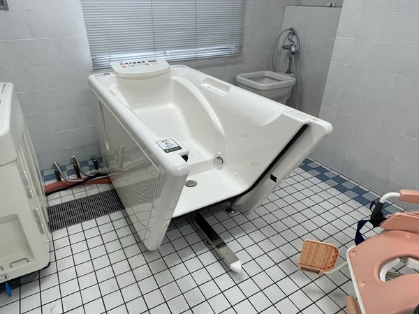 機能的な浴室