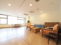広々とした休憩室