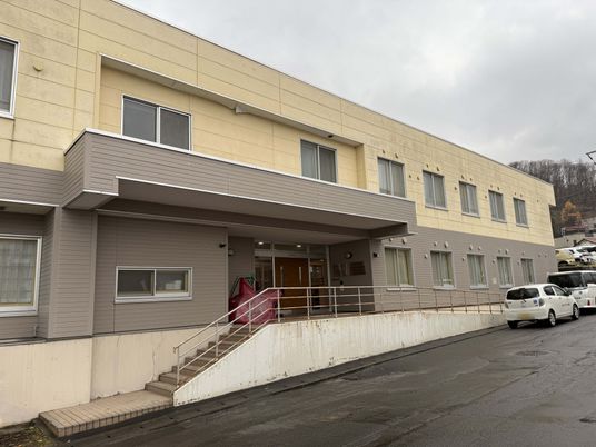 2階建ての建物外観