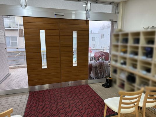 明るいエントランス