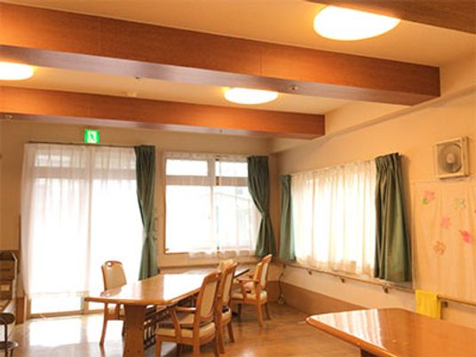 温かみのある共用食堂