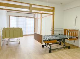 和風の明るい居室空間