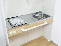 清潔な洗面台と洗濯機