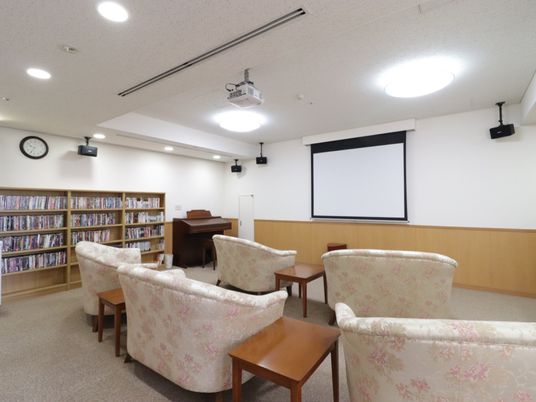 快適な多目的スペース 