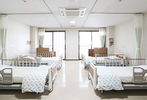 明るい雰囲気の居室