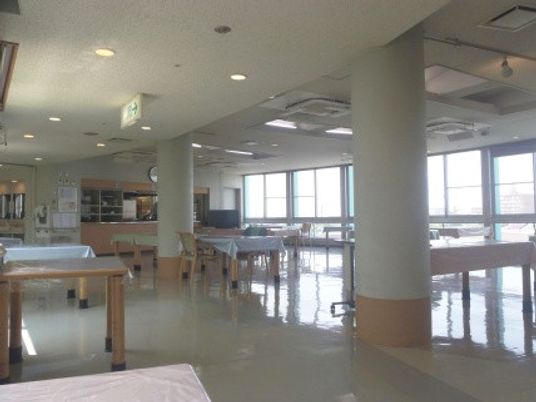 開放感のあるダイニングルーム