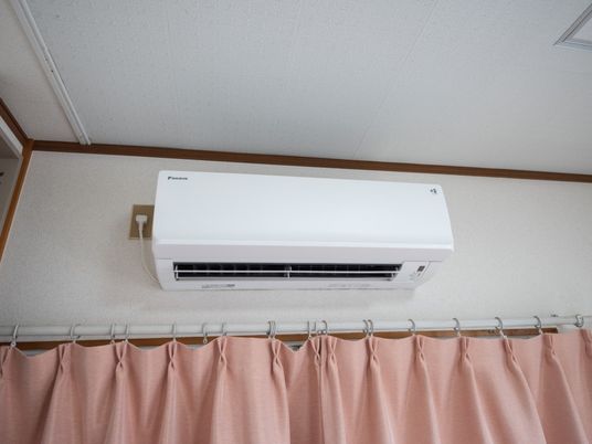 壁掛けのエアコン