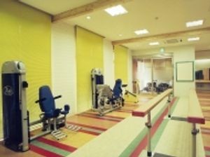 器具が並ぶ室内