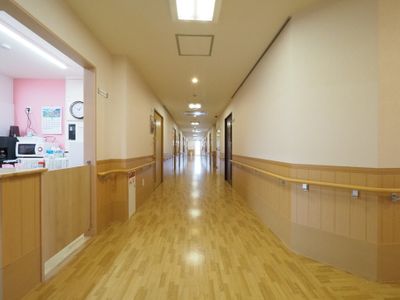 温かみのある廊下