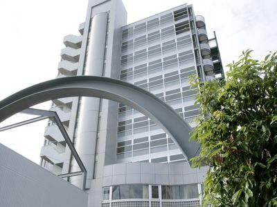 先進的な建物の外観