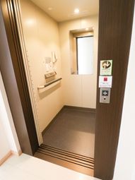 清潔感のあるエレベーター