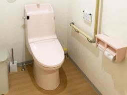 手すり付きトイレの設備