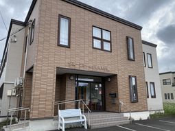 温かみのある施設外観