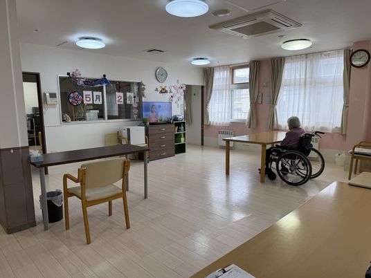 自然光が差し込む居室