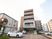 都市型の建物エントランス