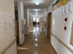 広い廊下