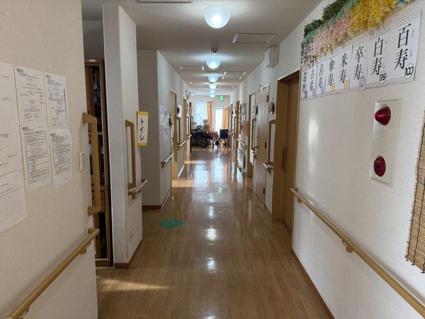広い廊下