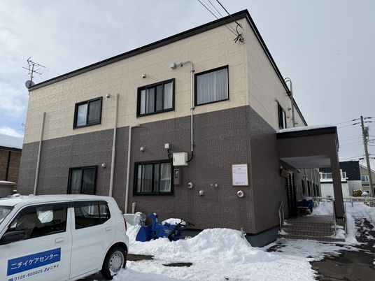 積雪のある外観