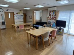 日当たりの良いラウンジ