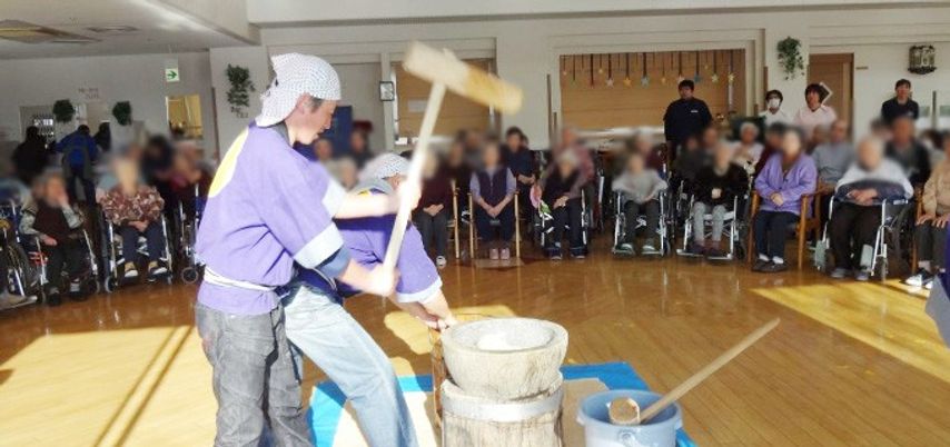 餅つきイベントの様子