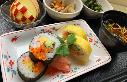 お昼の食事