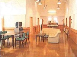 落ち着いた雰囲気の共有スペース