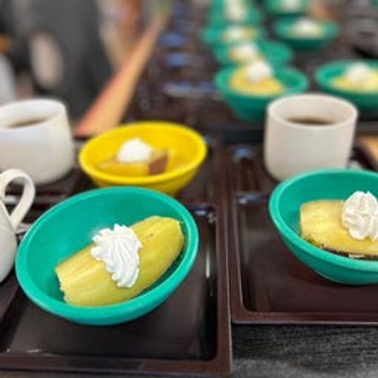 デザートとコーヒーの食堂