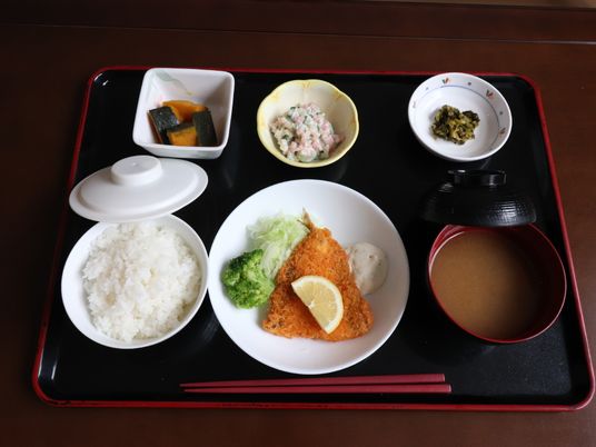 和洋折衷の食事内容