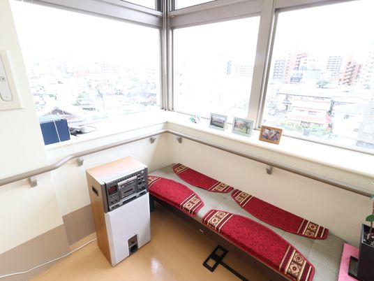 居室の明るい一角