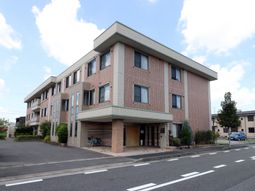 清潔感ある建物エクステリア