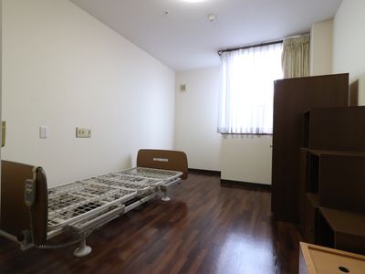 シンプルな個室の様子