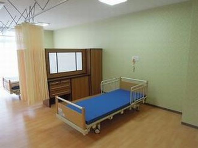 ゆったりした居室 居室 ゆとりを感じる居室の様子です。広々としたスペースで、お一人お一人のくつろぎの時間を大切にしています。