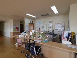 情報満載の受付カウンター