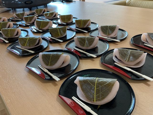 おやつイベント（桜餅づくり）