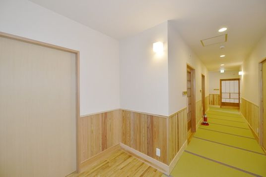 明るい廊下