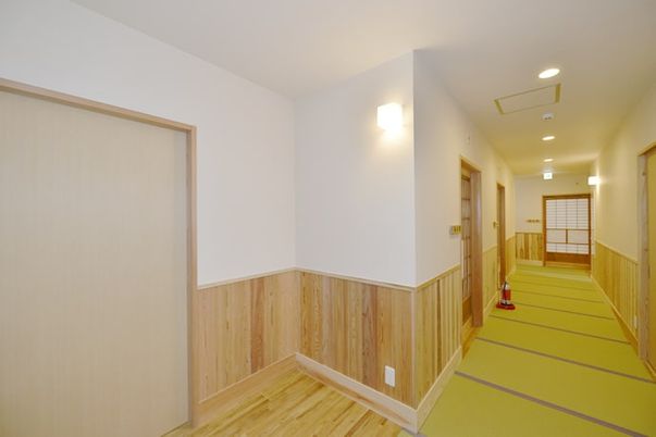 明るい廊下