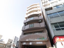 都市型施設の外観