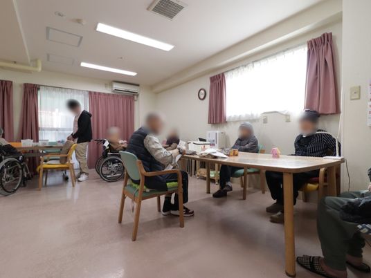 暖かい雰囲気の居室