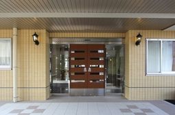 清潔感のある入り口