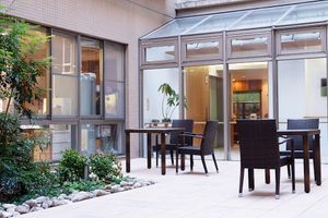 心地よい空間の中庭