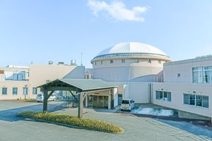 屋根付きの車寄せ