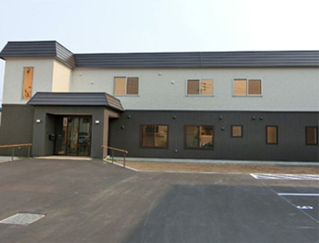 2階建ての建物外観