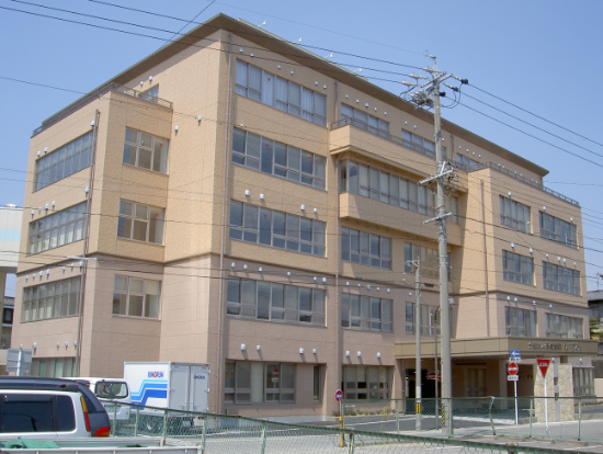 介護老人保健施設 いずみの外観